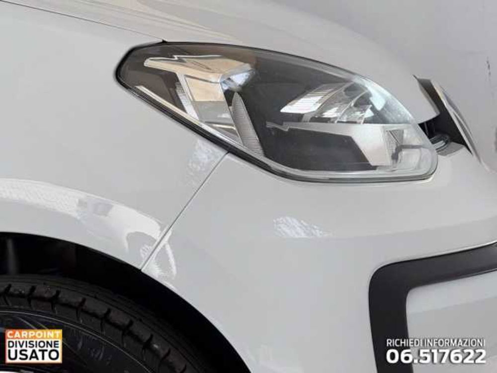 Volkswagen up! usata a Roma (12)