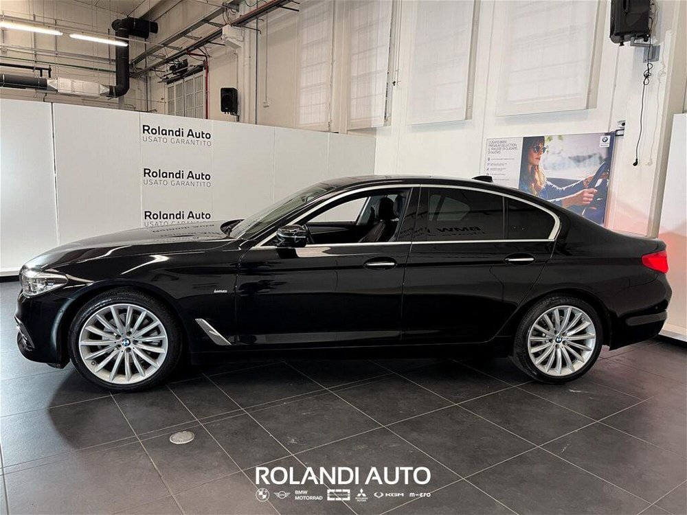 BMW Serie 5 520d xDrive Luxury  del 2019 usata a Alessandria (4)