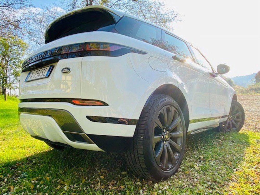 Land Rover Range Rover Evoque 2.0D I4-L.Flw 150CV AWD Auto R-Dynamic SE del 2019 usata a Alessandria (2)