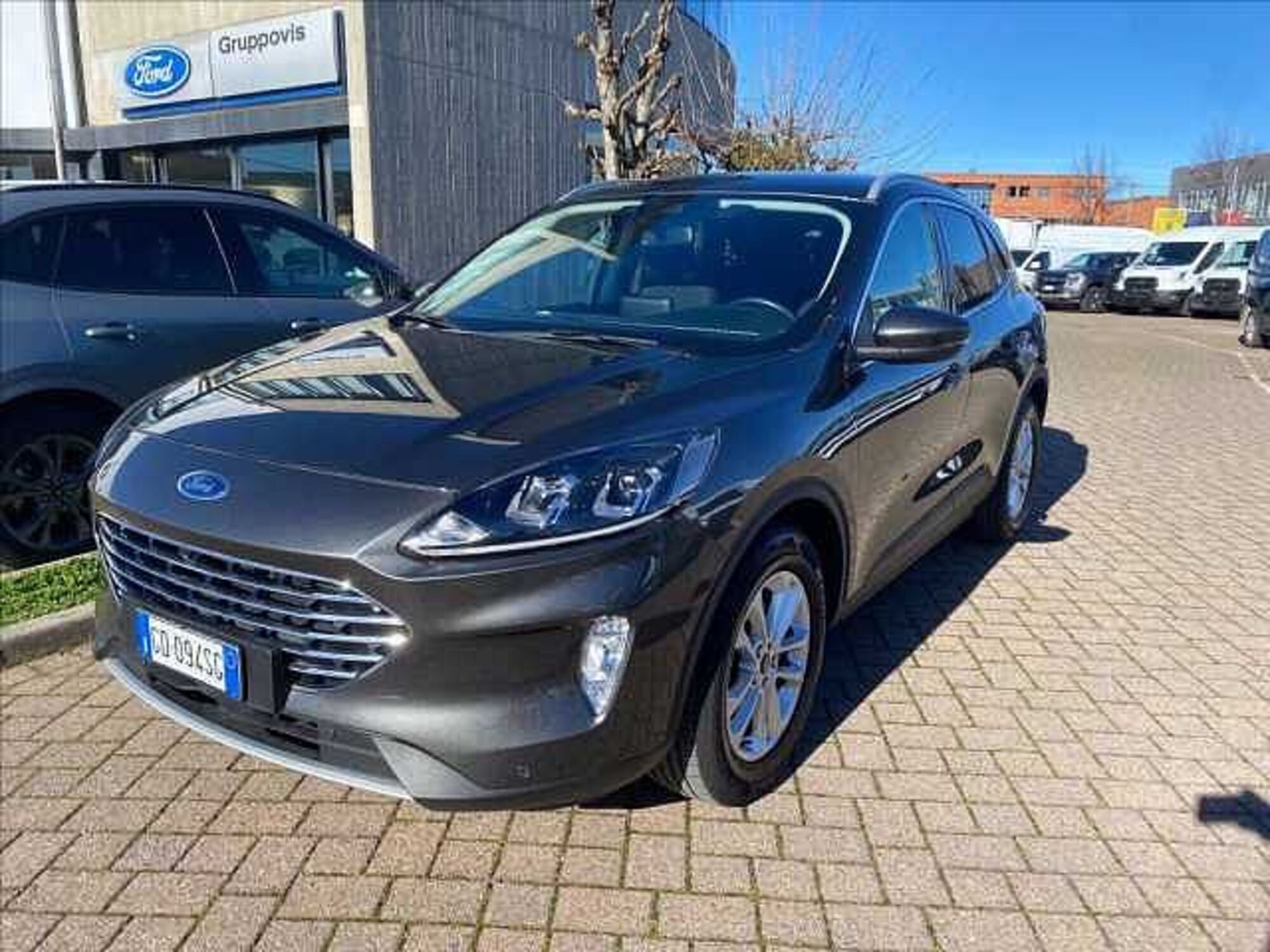 Ford Kuga 1.5 EcoBlue 120 CV 2WD Titanium  del 2021 usata a Saronno