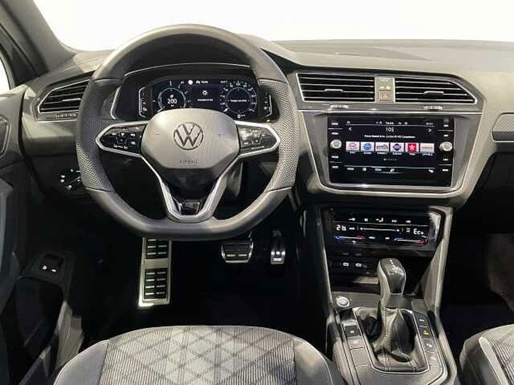 Volkswagen Tiguan nuova a Ravenna (9)