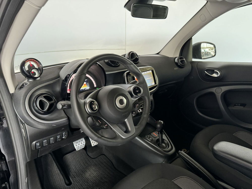 smart Fortwo Cabrio usata a Milano (13)