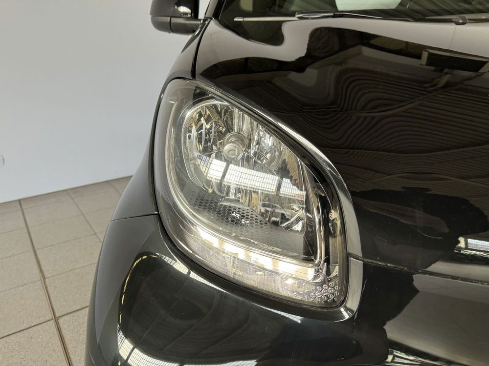 smart Fortwo Cabrio usata a Milano (17)