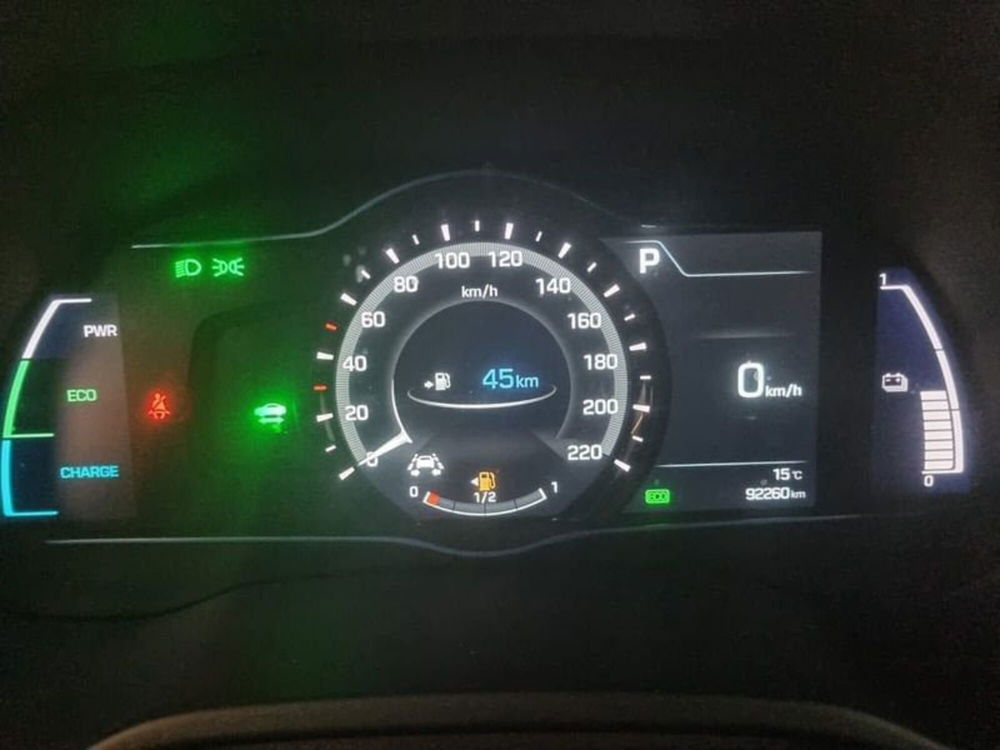 Hyundai Ioniq usata a Vicenza (9)