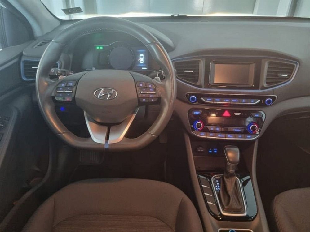 Hyundai Ioniq Hybrid DCT Style  del 2018 usata a Bassano del Grappa (5)