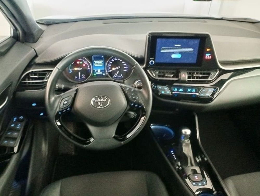 Toyota Toyota C-HR usata a Vicenza (8)