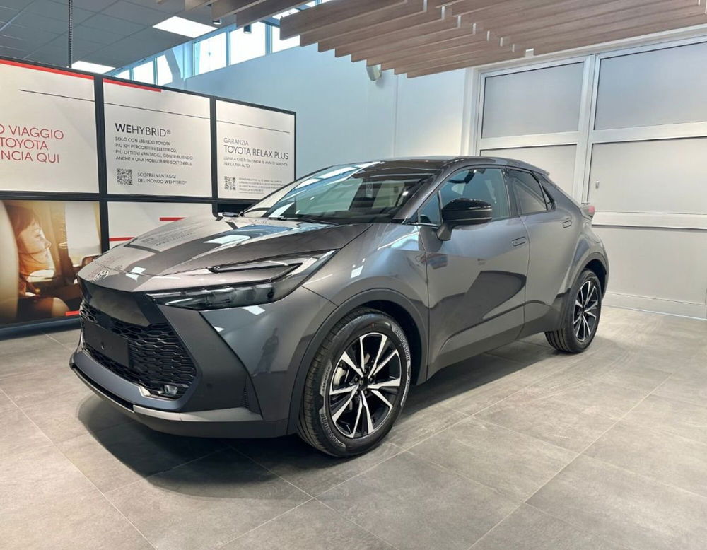 Toyota Toyota C-HR 1.8 HV Trend nuova a Ferrara