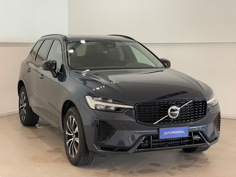 Volvo XC60 nuova a Como (3)