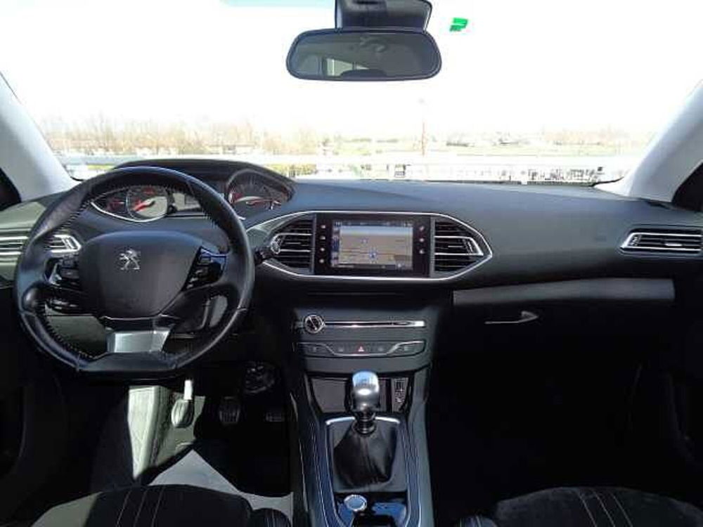 Peugeot 308 usata a Treviso (12)