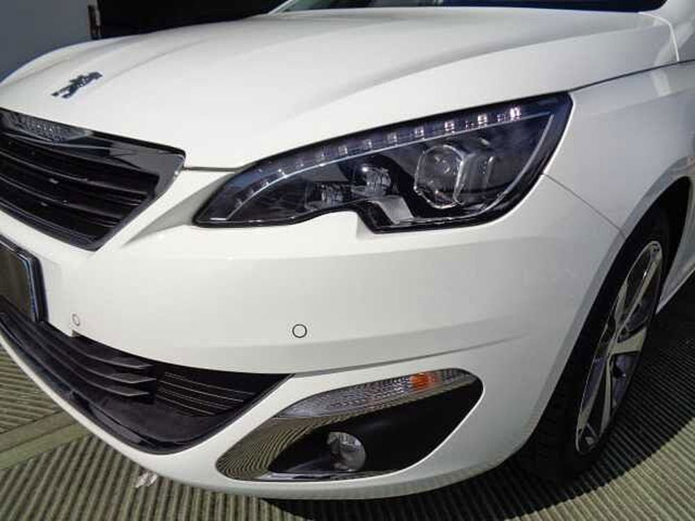 Peugeot 308 BlueHDi 120 S&S Allure  del 2017 usata a Castelfranco Veneto (5)