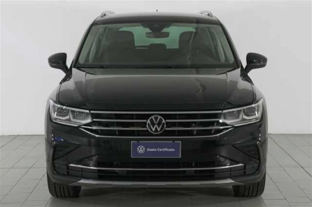Volkswagen Tiguan 1.5 TSI 150 CV DSG ACT Elegance del 2021 usata a Barni (3)