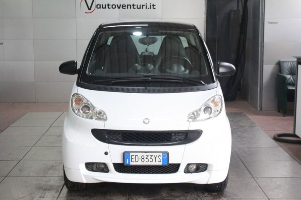 smart fortwo 800 40 kW coupé pulse cdi  del 2010 usata a Civita Castellana (2)