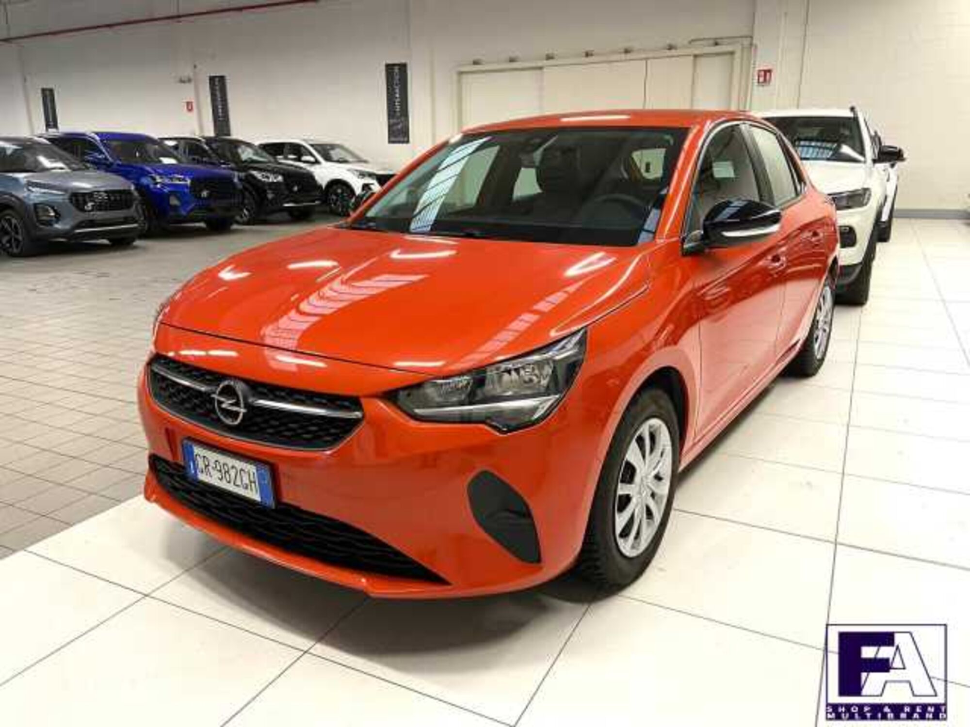 Opel Corsa 1.2 Corsa s&amp;s 75cv del 2020 usata a Castano Primo