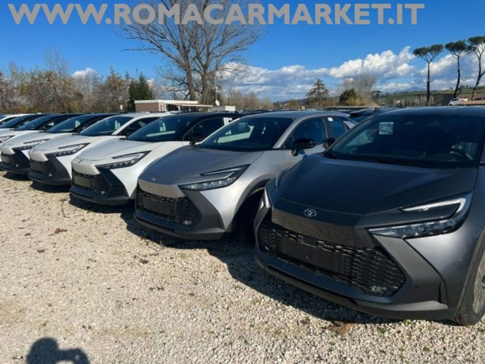 Toyota Toyota C-HR 1.8 HV Trend nuova a Roma (2)