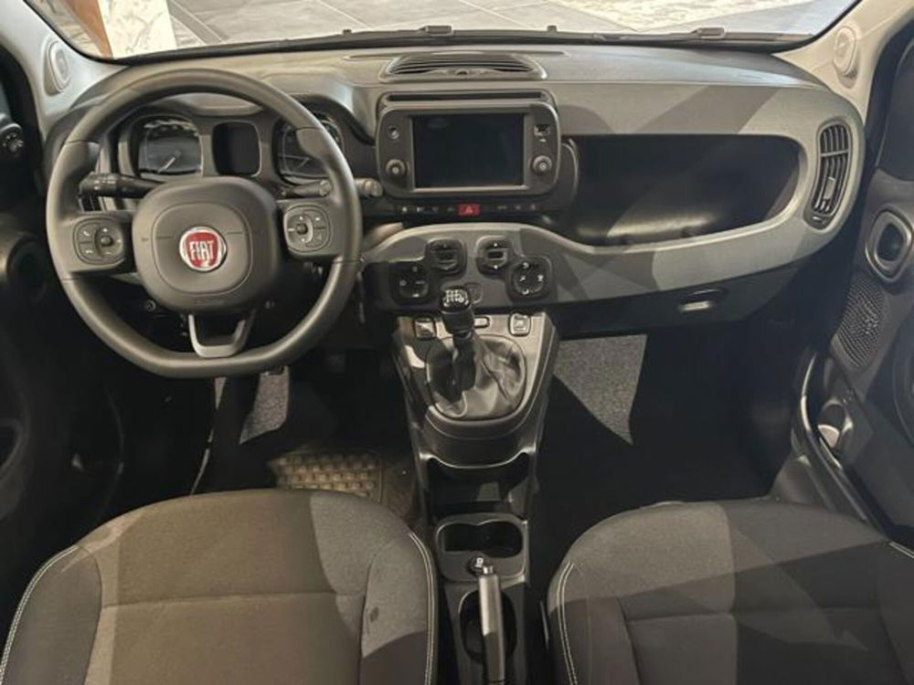 Fiat Panda Cross nuova a Aosta (11)