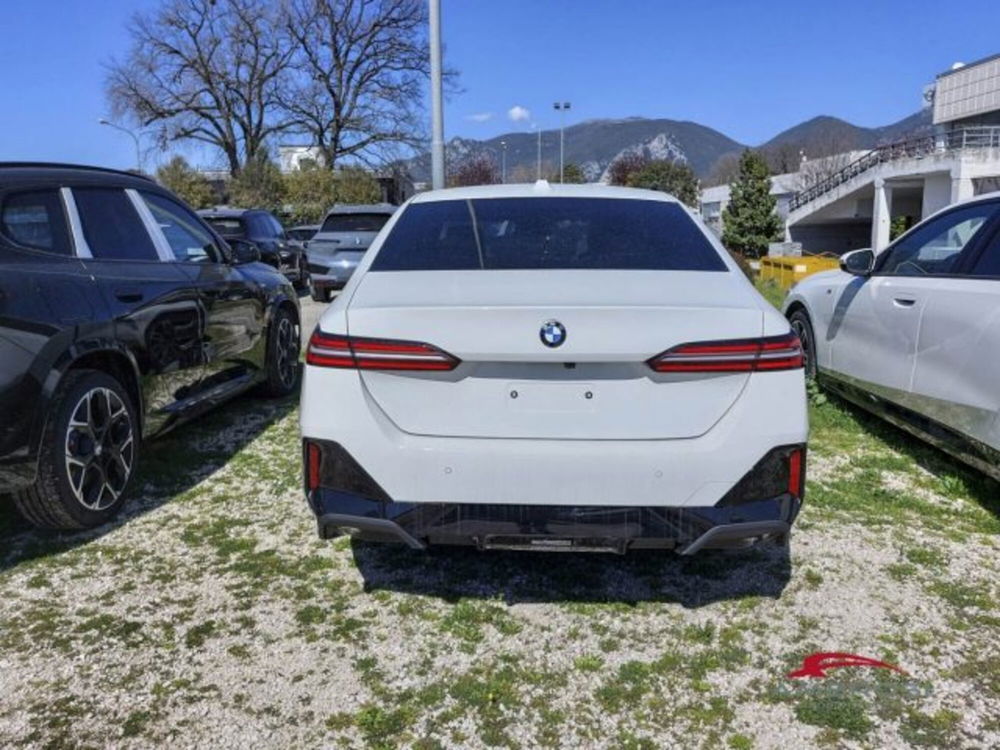 BMW Serie 5 nuova a Perugia (11)