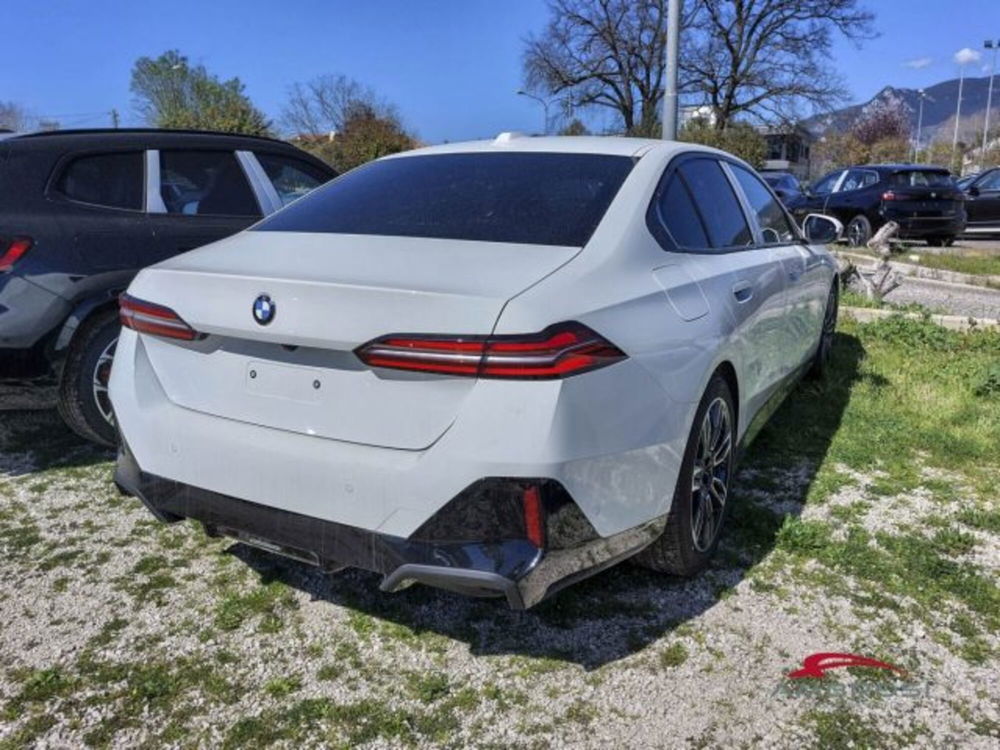 BMW Serie 5 nuova a Perugia (8)