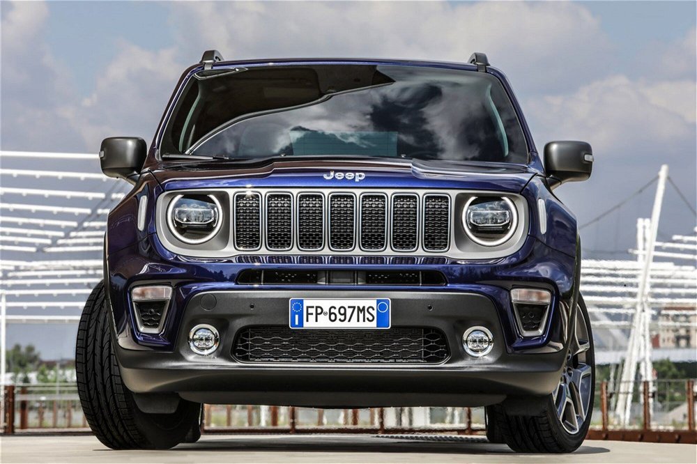 Jeep Renegade 1.3 T4 190CV PHEV 4xe AT6 Limited  nuova a Spoltore (4)