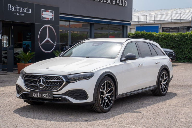 Mercedes-Benz Classe E Station Wagon 220 d Exclusive Premium 4matic auto nuova a Pescara