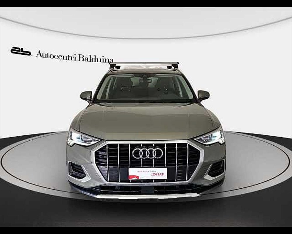 Audi Q3 35 2.0 tdi Business Advanced s-tronic del 2021 usata a Roma (2)