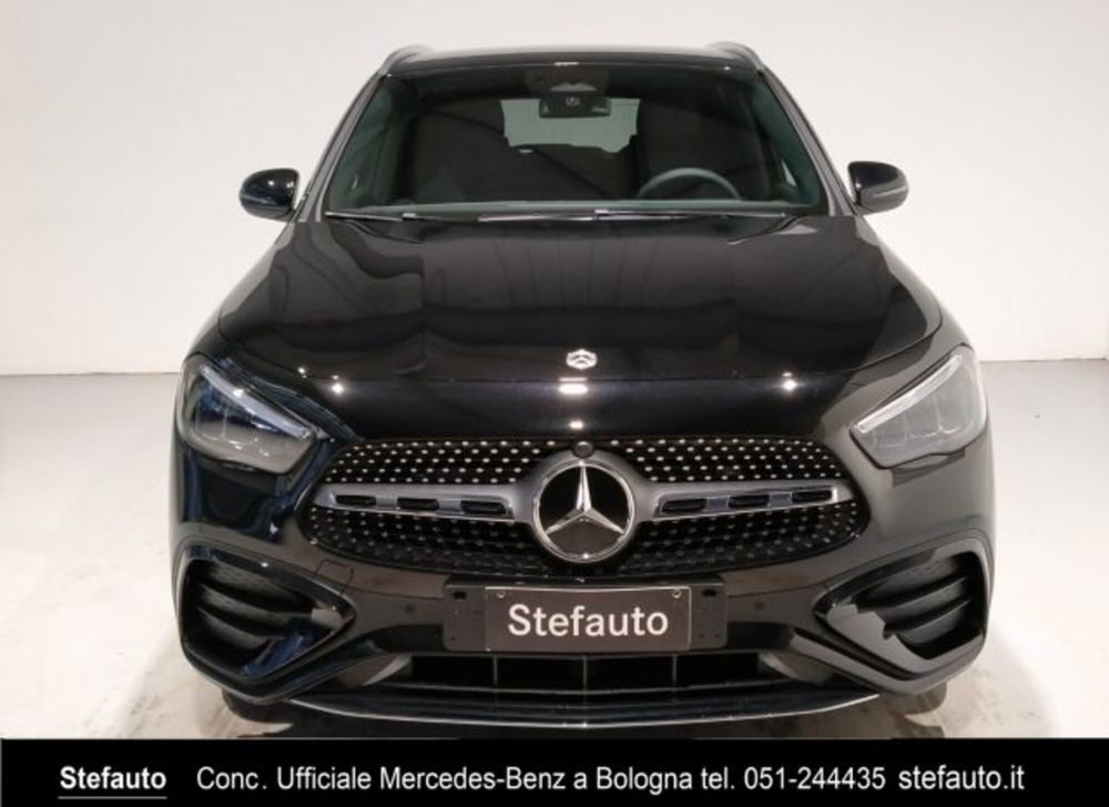 Mercedes-Benz GLA SUV nuova a Bologna (2)