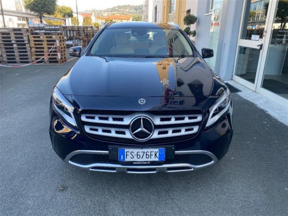 Mercedes-Benz GLA SUV 200 d Automatic 4Matic Sport  del 2018 usata a La Spezia (2)