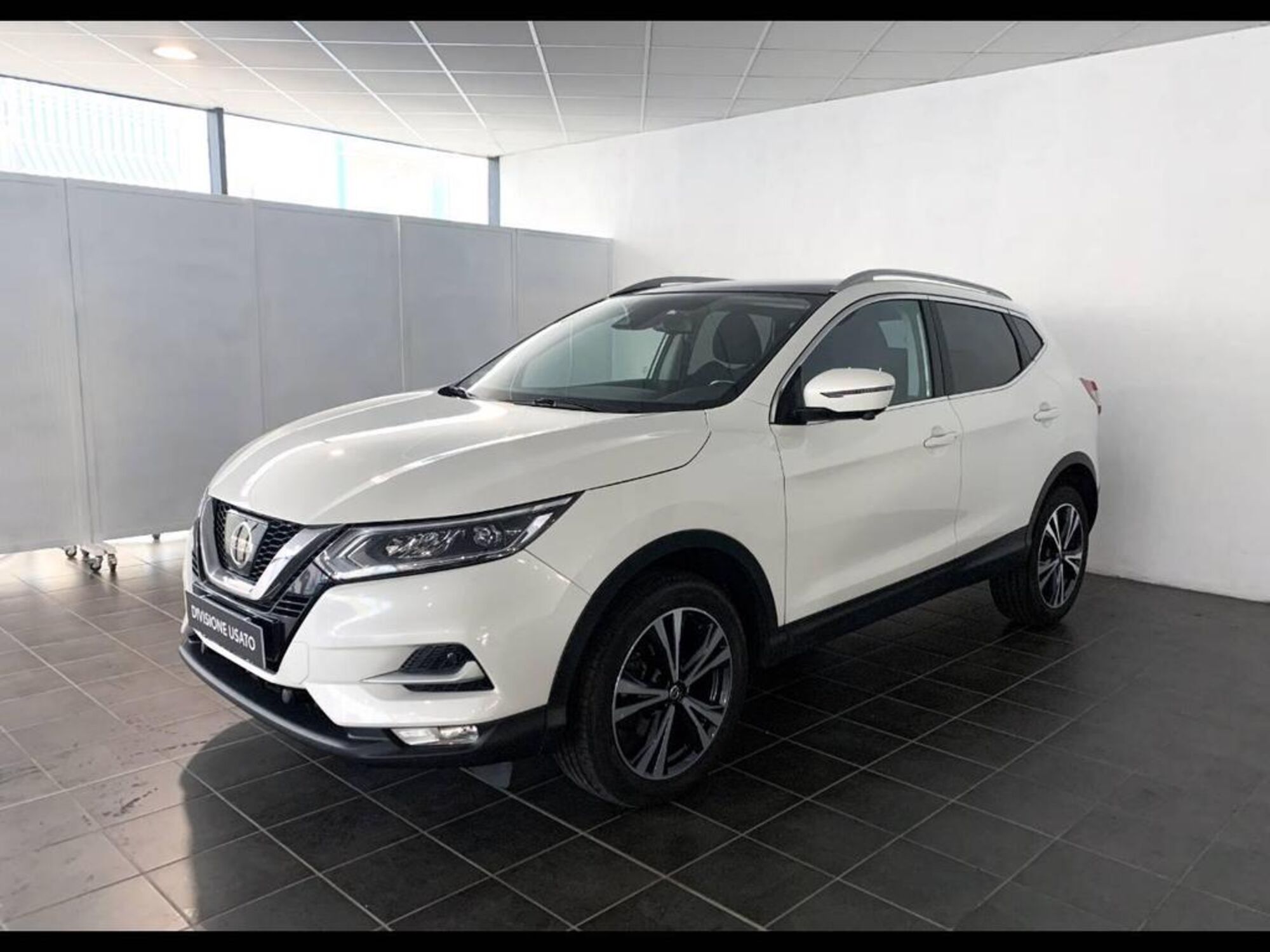 Nissan Qashqai 1.6 dCi 2WD N-Connecta  del 2018 usata a Torino