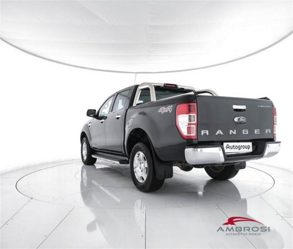 Ford Ranger Pick-up Ranger 3.2 TDCi DC Limited 5pt.  del 2017 usata a Corciano (4)