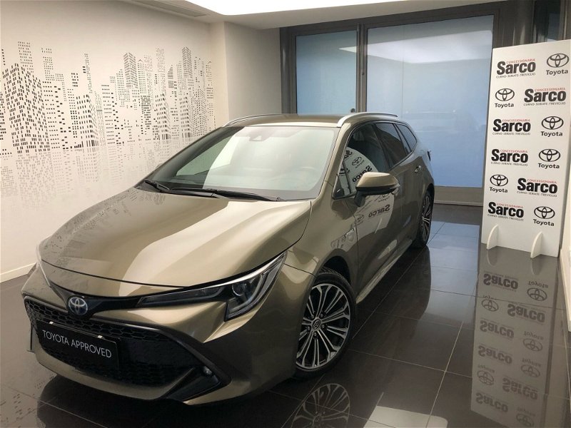 Toyota Corolla Touring Sports 2.0 Hybrid Style  del 2019 usata a Curno