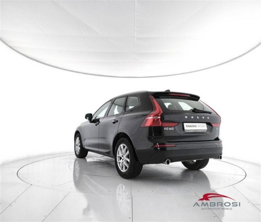 Volvo XC60 D4 AWD Geartronic Business  del 2019 usata a Corciano (4)