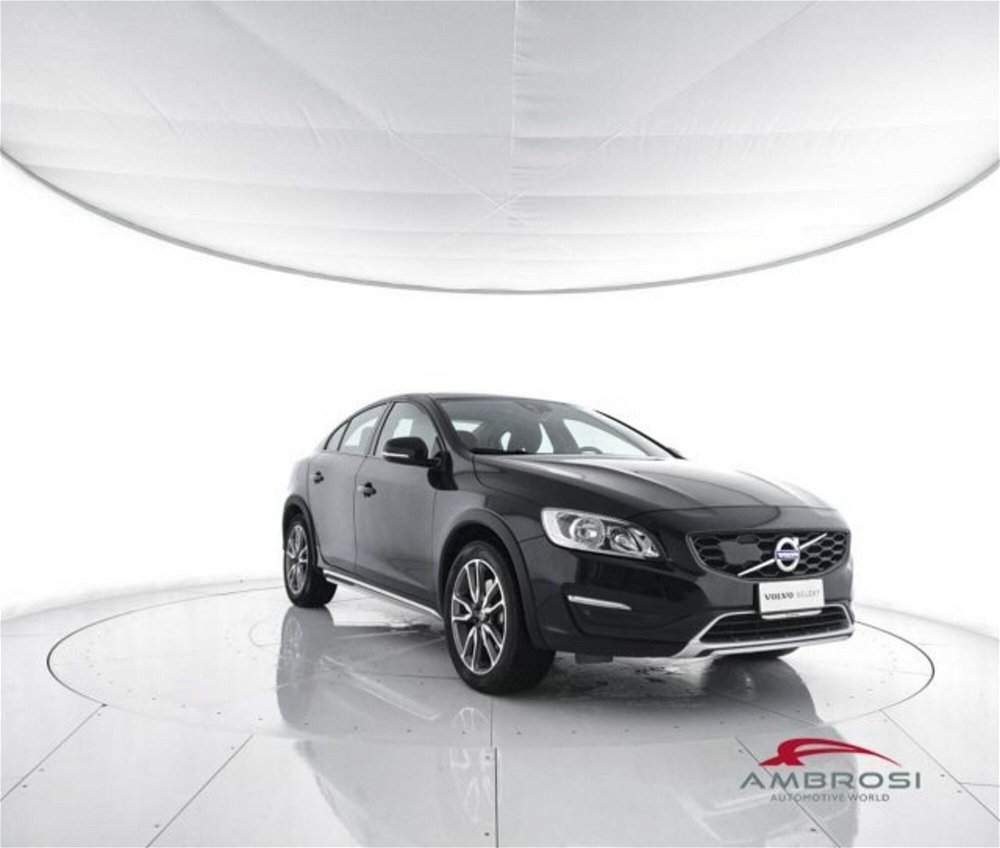 Volvo S60 Cross Country D3 Geartronic Pro del 2019 usata a Corciano (2)
