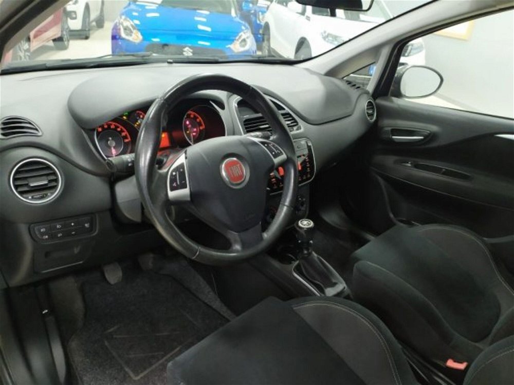 Fiat Punto 1.2 8V 5 porte Lounge  del 2016 usata a Muggia (4)