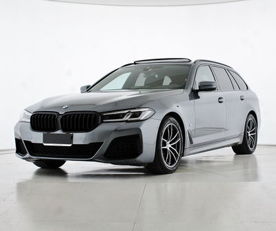 BMW Serie 5 Touring 520d 48V xDrive  Msport  del 2022 usata a Bastia Umbra