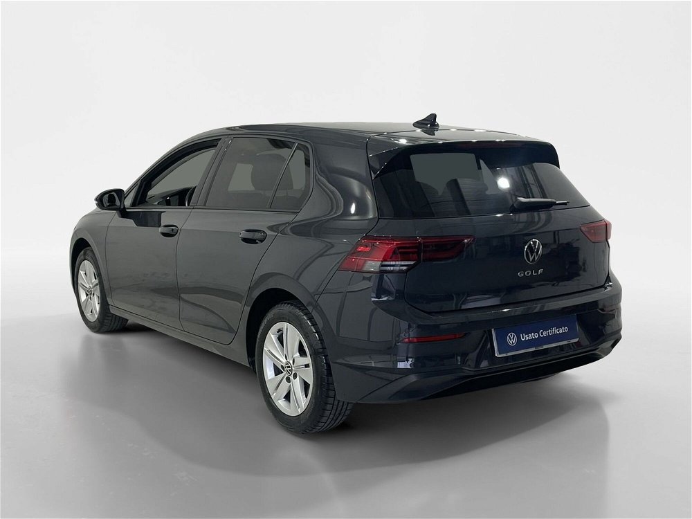Volkswagen Golf 1.5 TSI EVO ACT Life del 2020 usata a Massa (3)