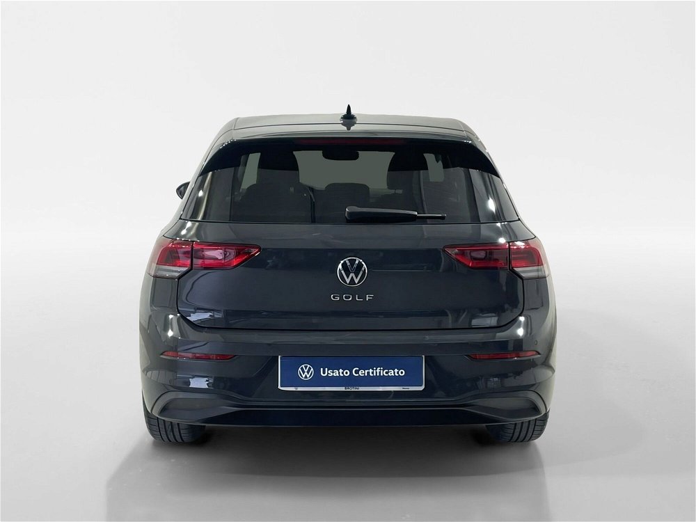 Volkswagen Golf 1.5 TSI EVO ACT Life del 2020 usata a Massa (4)