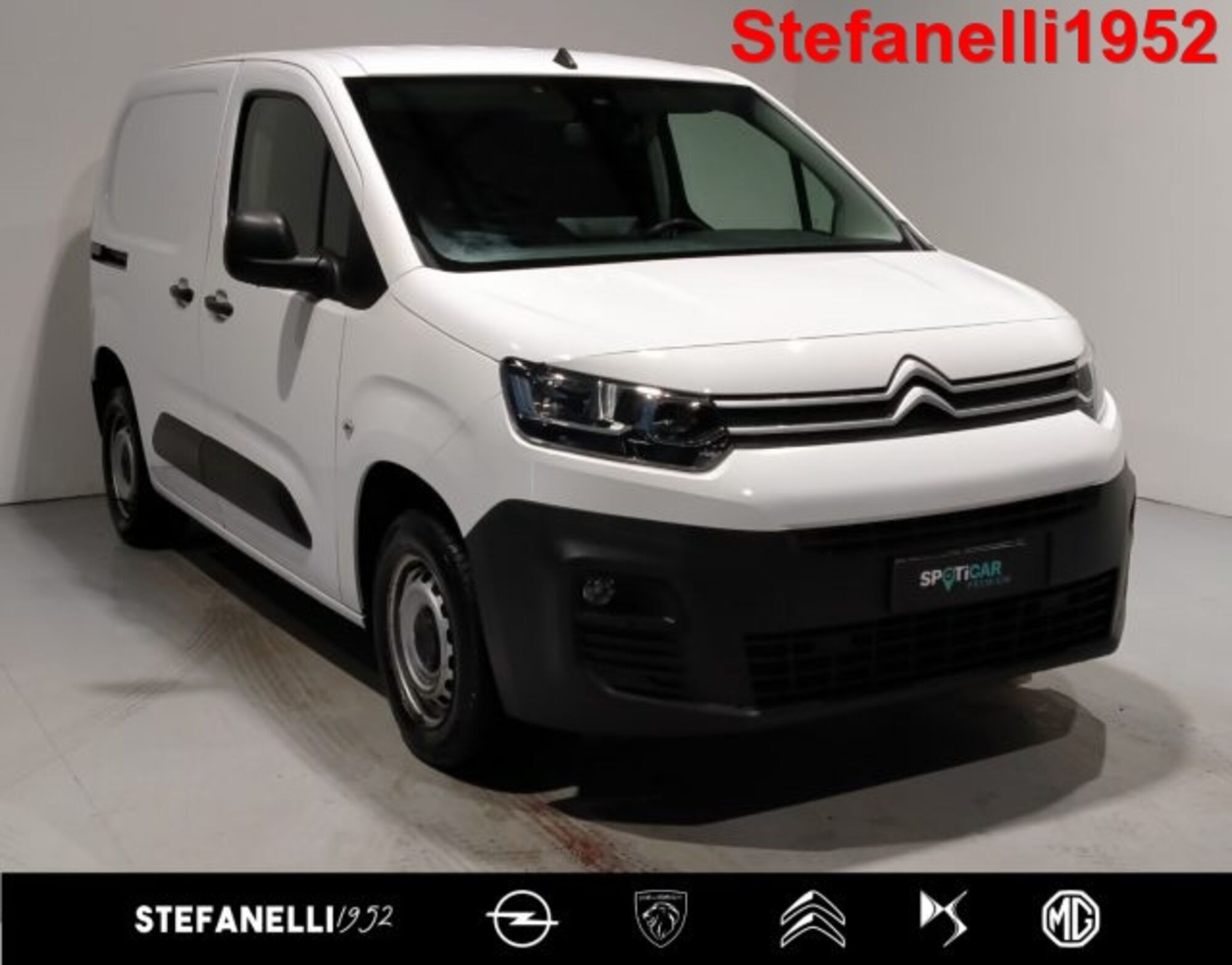 Citroen Berlingo Furgone BlueHDi 100 Van M Club  del 2020 usata a Bologna