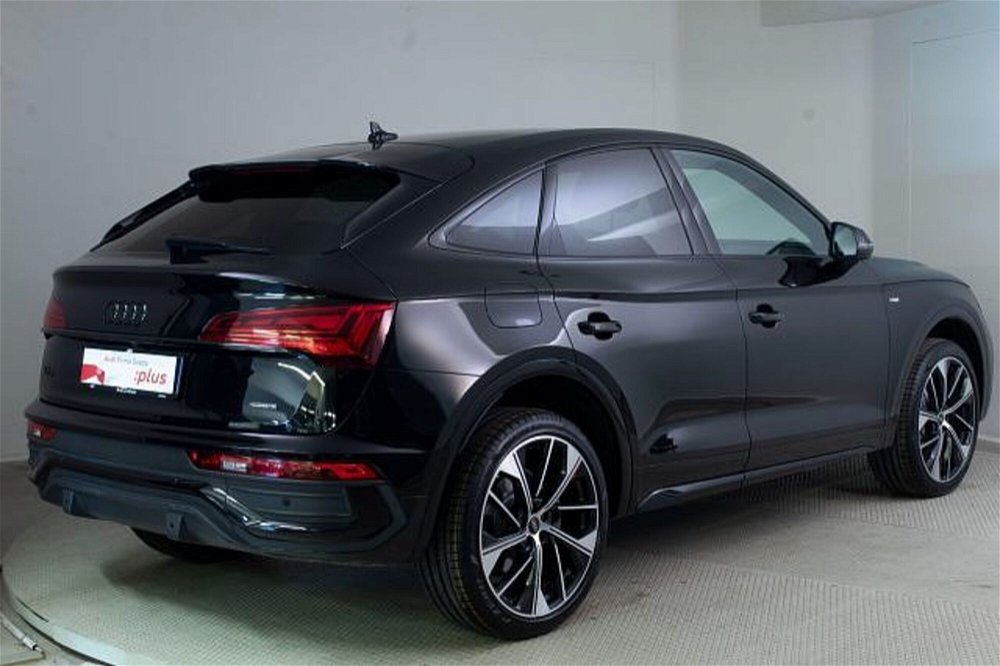 Audi Q5 Sportback Sportback 40 2.0 tfsi mhev 12V S line Plus quattro s-tronic del 2022 usata a Paruzzaro (2)
