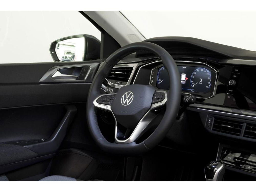 Volkswagen Polo nuova a Novara (6)