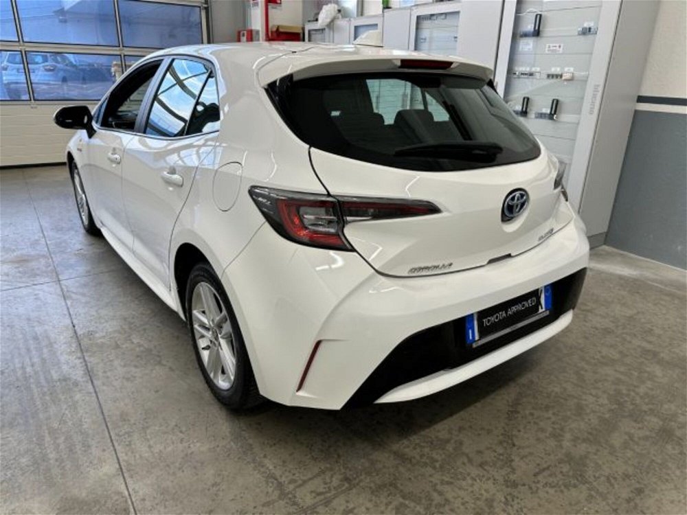 Toyota Corolla 1.8 Hybrid Active  del 2021 usata a Cuneo (5)