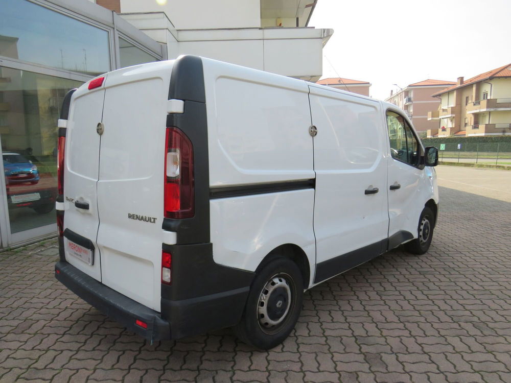 Renault Trafic Furgone T27 1.6 dCi 120CV PC-TN-DC Furgone del 2017 usata a Seregno (5)