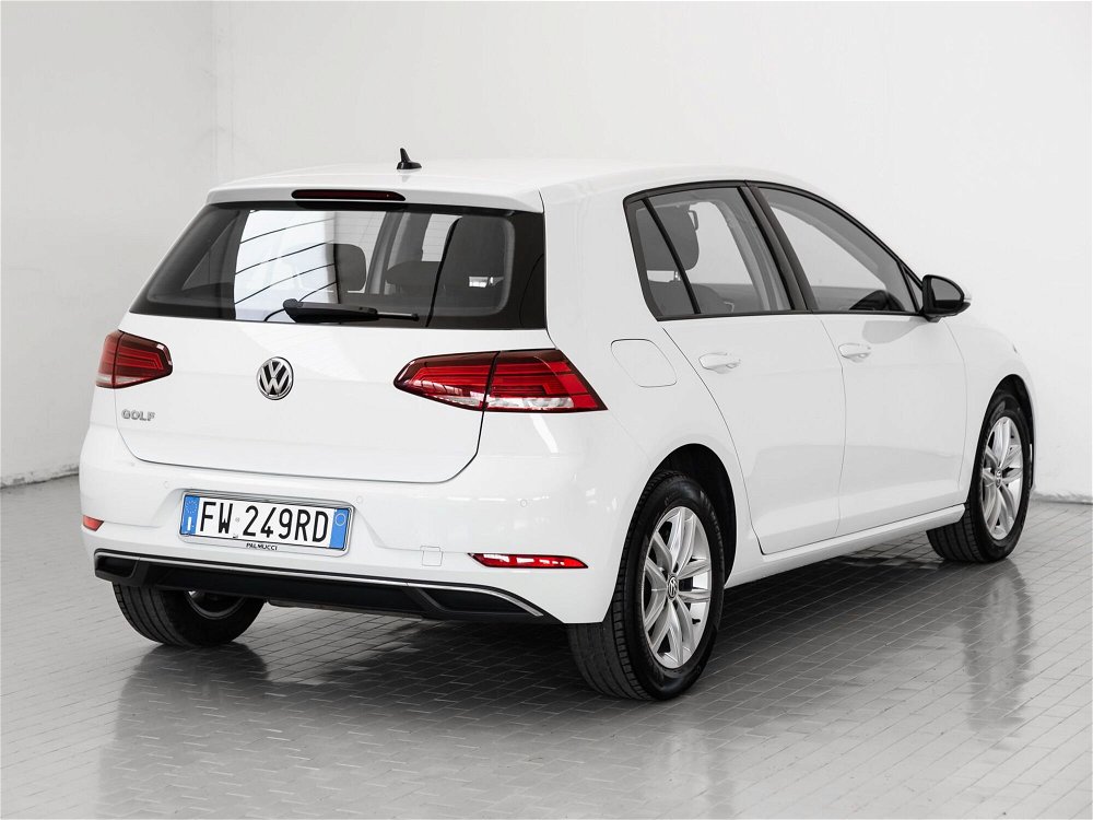 Volkswagen Golf 1.6 TDI DSG 5p. Comfortline BlueMotion Technology del 2019 usata a Prato (5)