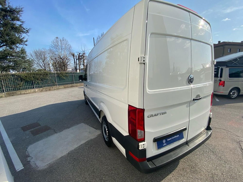 Volkswagen Veicoli Commerciali Crafter Furgone 30 2.0 TDI 140CV aut. PM-TA Furgone Logistic+ del 2021 usata a Castegnato (5)