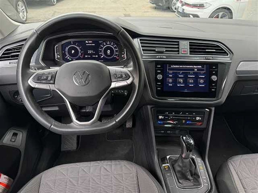 Volkswagen Tiguan 1.4 TSI eHYBRID DSG Life del 2021 usata a Genova (3)
