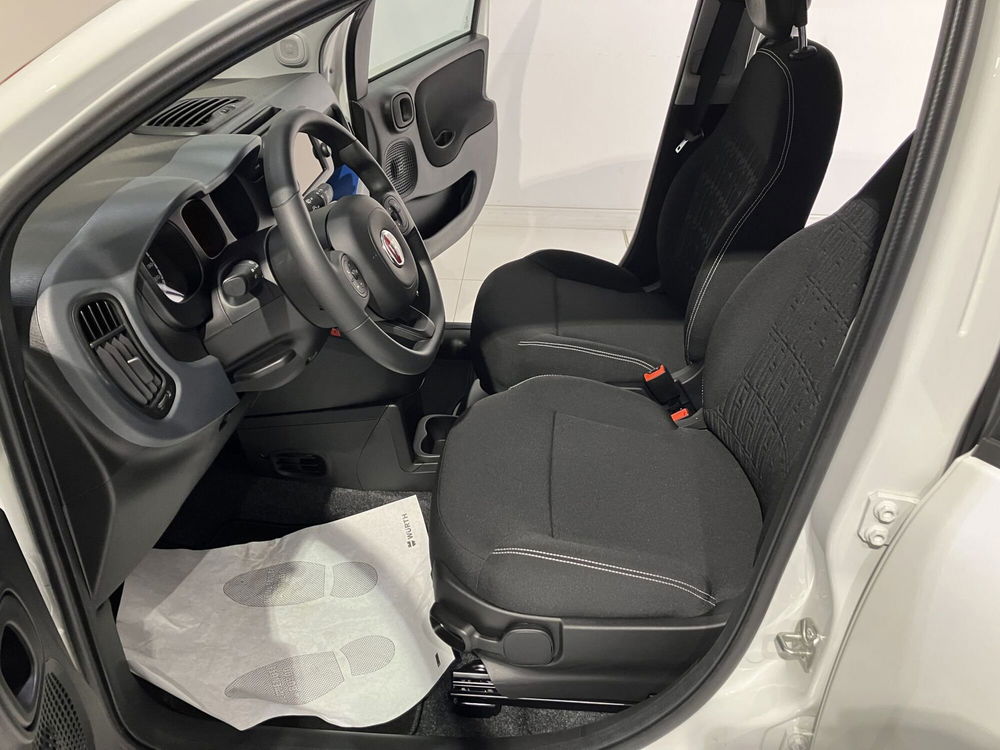 Fiat Panda Cross nuova a Parma (12)