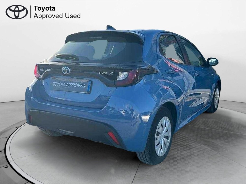 Toyota Yaris 1.5 Hybrid 5 porte Active del 2020 usata a Pisa (3)