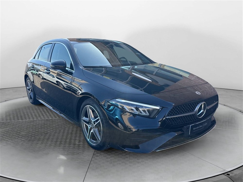 Mercedes-Benz Classe A 180 d Digital Edition auto del 2023 usata a Firenze (4)