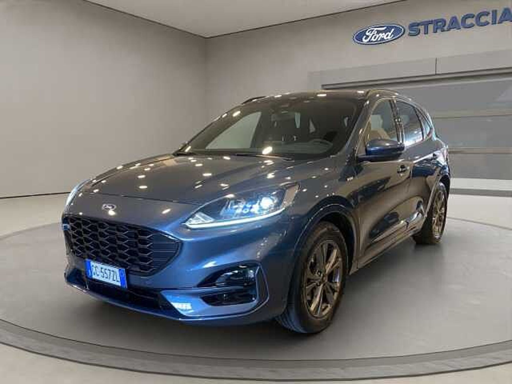 Ford Kuga 1.5 EcoBlue 120 CV 2WD ST-Line  del 2021 usata a Bologna