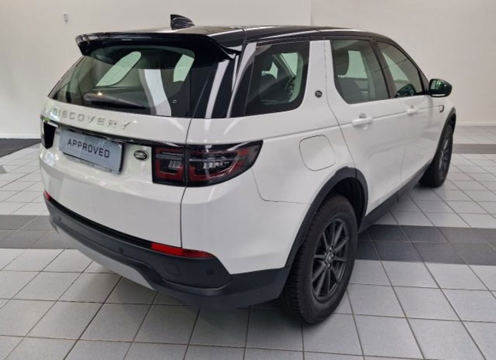 Land Rover Discovery Sport 2.0D I4-L.Flw 150 CV AWD Auto del 2020 usata a Novara (2)