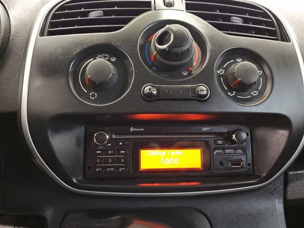 Renault Kangoo usata a Palermo (8)