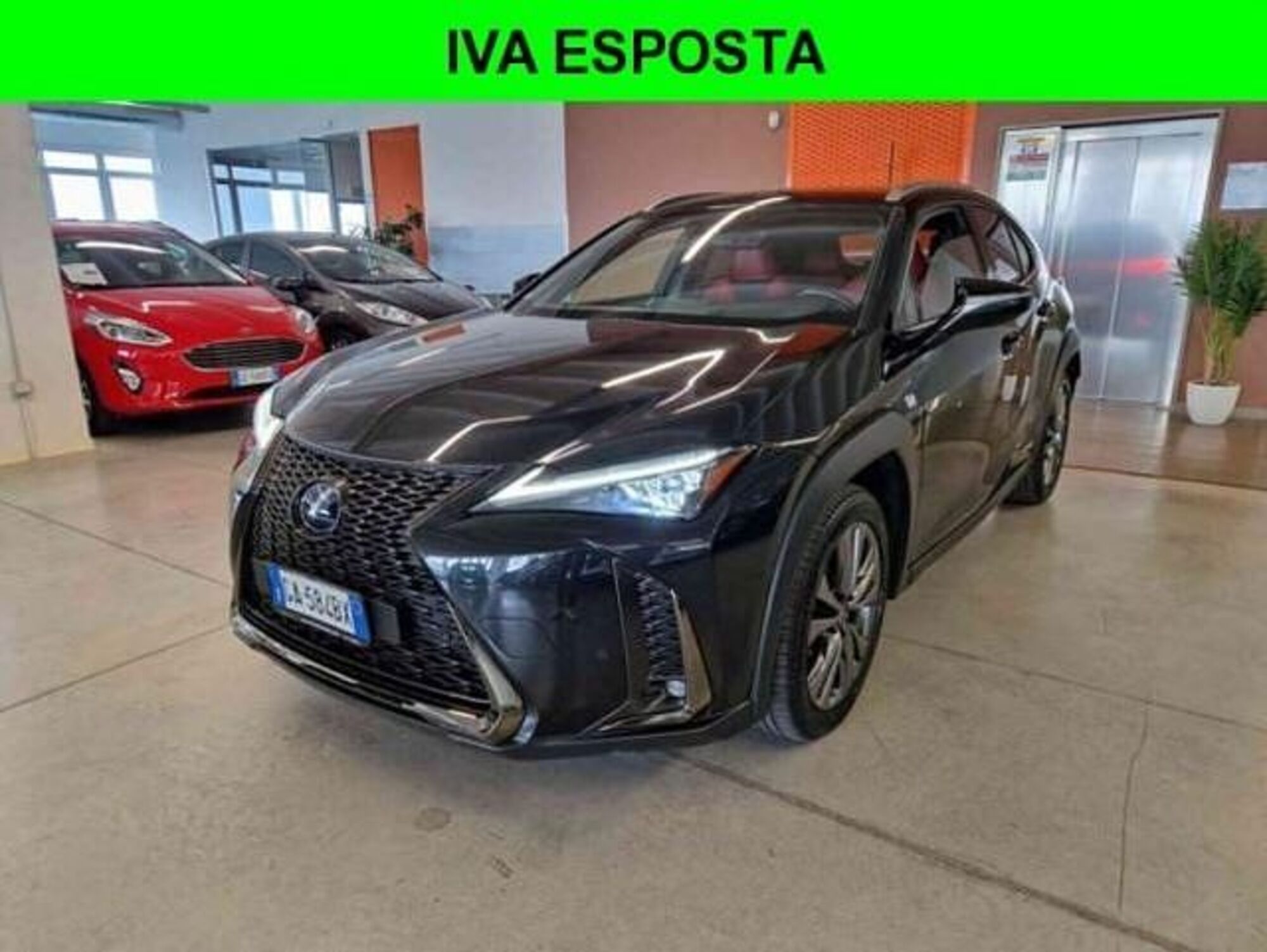 Lexus UX Hybrid F Sport  del 2020 usata a Imola